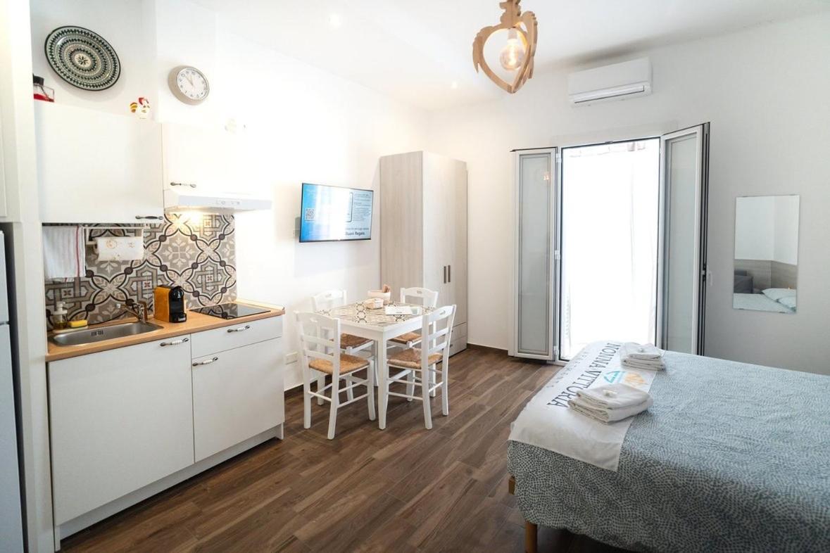 Nonna Vittoria Apartments Mola di Bari Extérieur photo